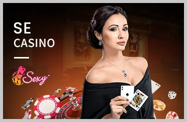 Bàn chơi game bài đổi thưởng với các lá bài và chip